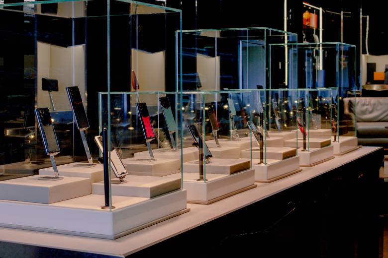 tien-mat-tat-mang-blog-vertuvietnam-1_7514cd21e60f4911b3fd8c072be57a82 Chọn mua điện thoại Vertu chính hãng để tránh