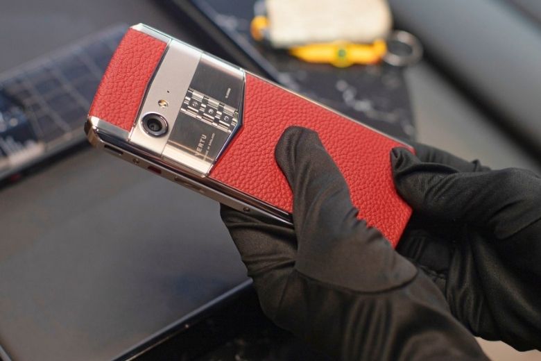 vertu-delivery-3_5a3056cf957642ccb1cb2bbf15c009ac